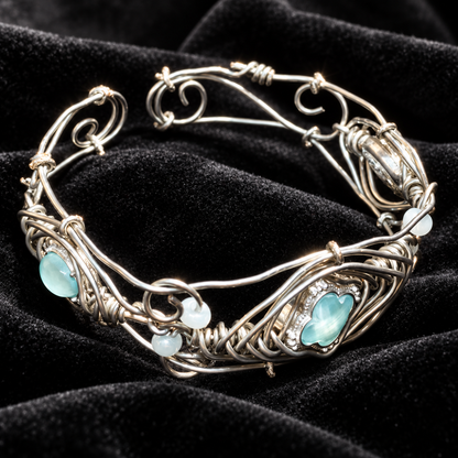 Livenzio® Aqua Heart Wire-Wrapped Bangle Bracelet
